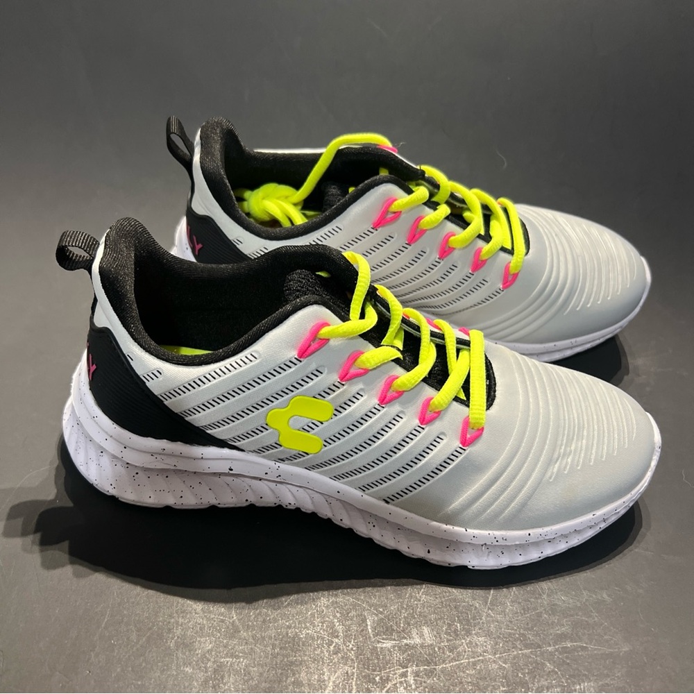 Womens Size 7 Walking Shoes